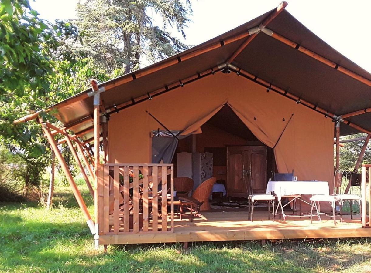 Le Lodge De Loge & Broc La Possonniere Exterior photo